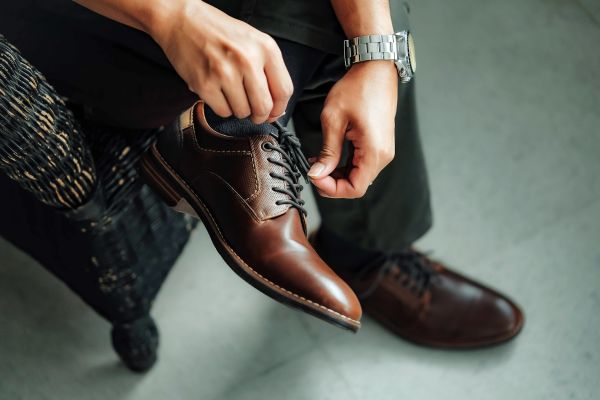 How to Dye Leather Shoes