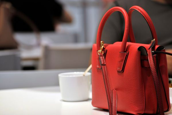 What Does a Red Purse Go With?