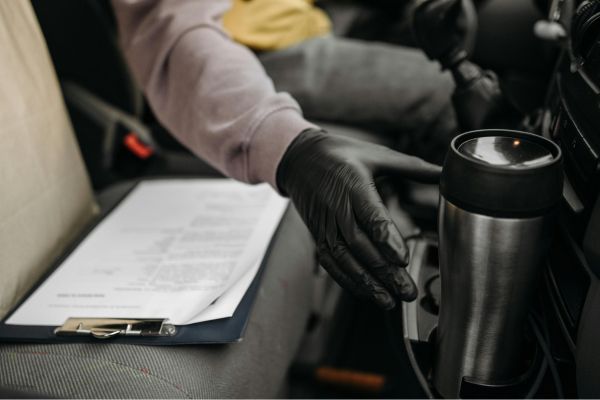 How to Stretch Leather Gloves?